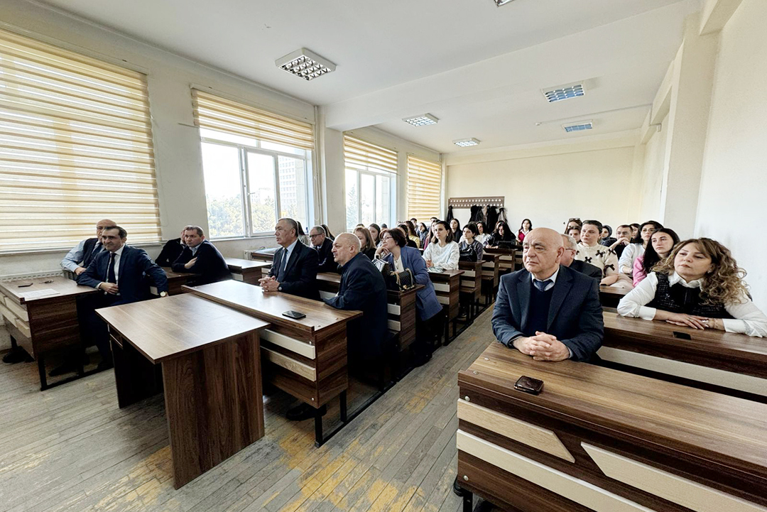 AMEA-nın muxbir üzvü Ramiz Alıquliyev Bakı Dövlət Universitetində ustad dərsi keçib,