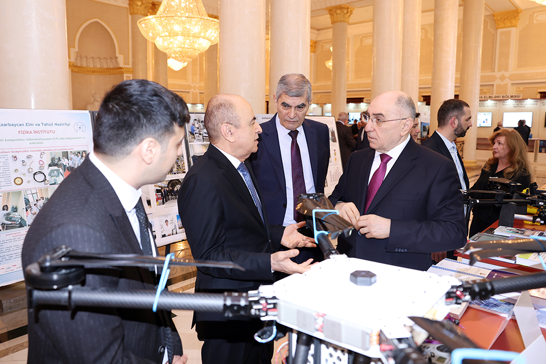 ETN İnformasiya Texnologiyaları İnstitutu elmi nailiyyətlər sərgisində iştirak edib,