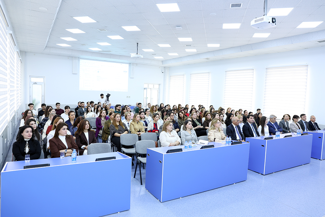 İnformasiya Texnologiyaları İnstitutunda beynəlxalq elmi bazalardan səmərəli istifadə məsələlərinə həsr olunmuş təlim keçirilib,