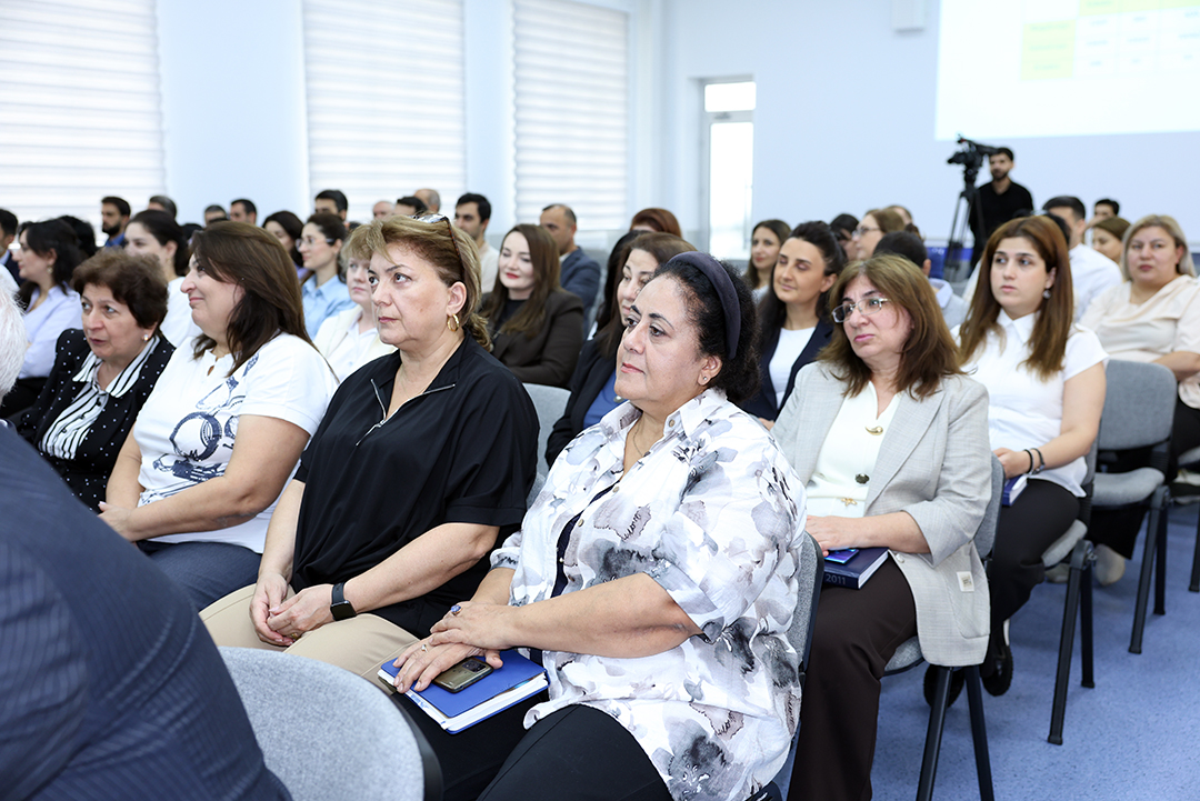 Dünyaşöhrətli alim Erol Qelenbe İnformasiya Texnologiyaları İnstitutunun elmi seminarında məruzə edib,