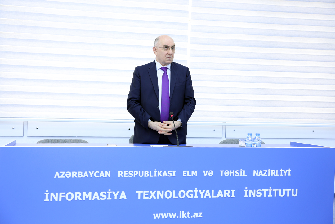İnformasiya Texnologiyaları İnstitutu Bakı Oksford Məktəbinin şagirdlərinə hamilik edir,