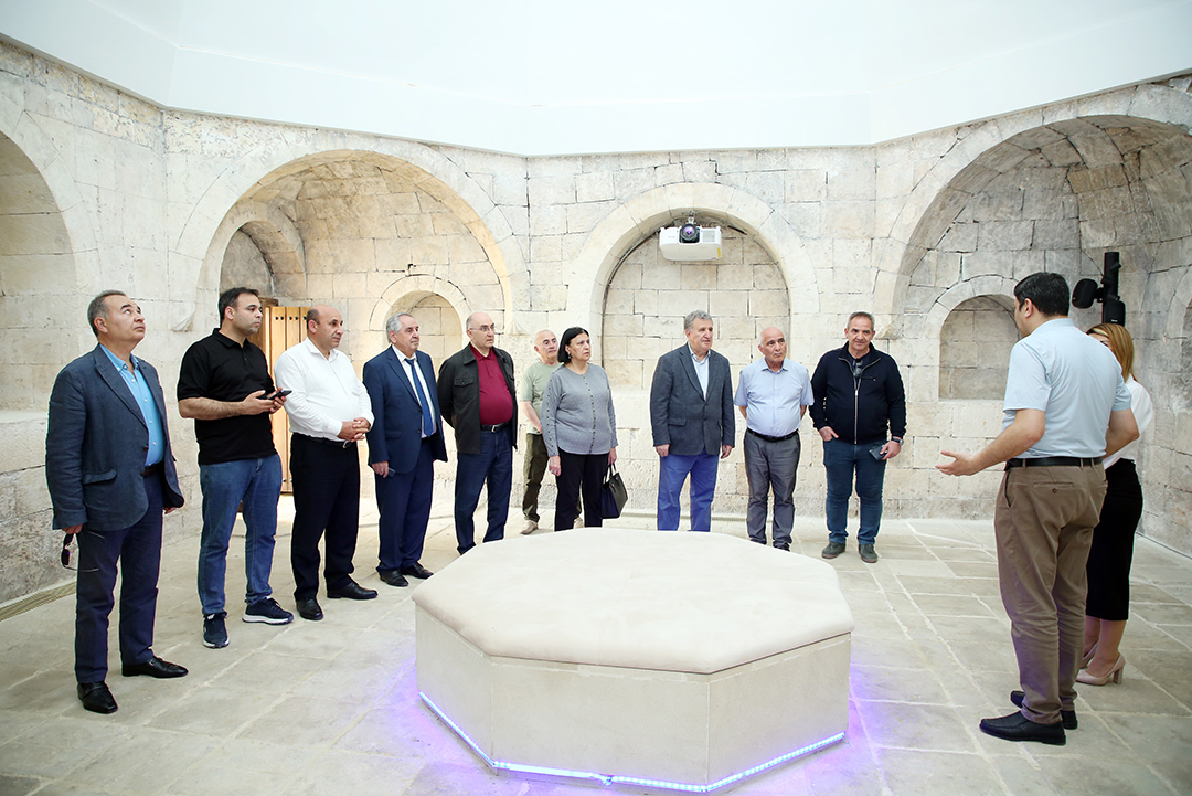 Akademik Rasim Əliquliyev Qarabağ Universitetində ustad dərsi keçib,