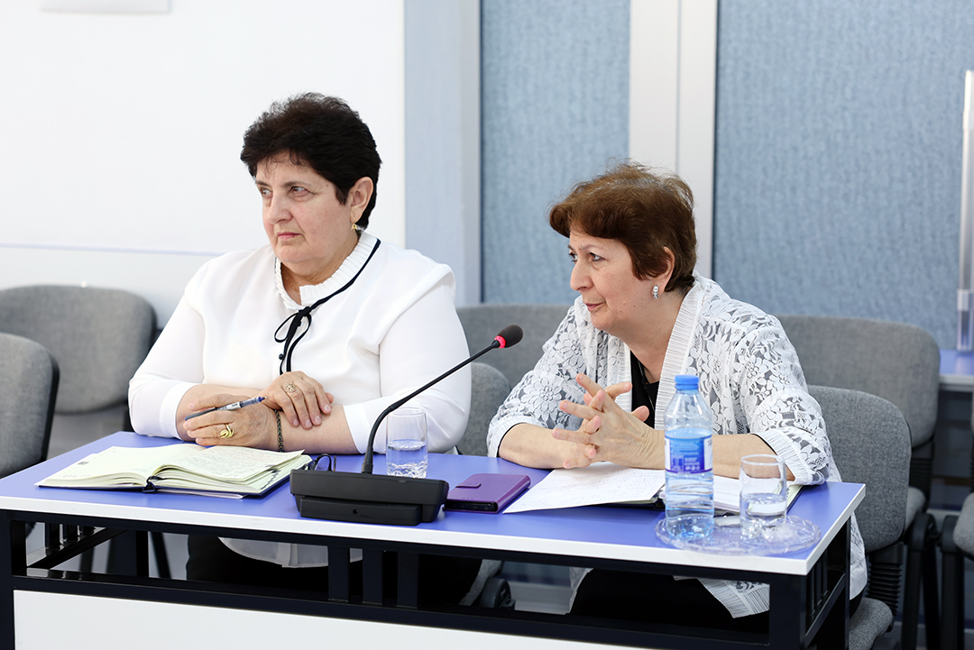 İnstitutun Dissertasiya Şurasının elmi seminarının iclası keçirilib,