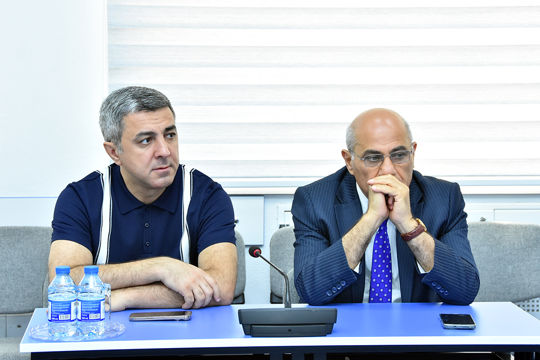 Rəqəmsal tibbin aktual elmi problemlərinə dair müzakirələr aparılıb,