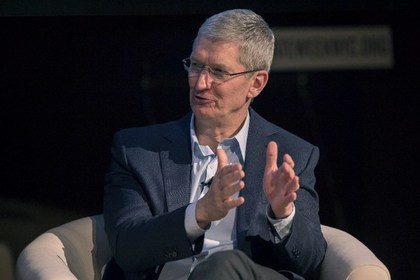 Apple CEO Tim cook is recognized as CEO of the year by CNN