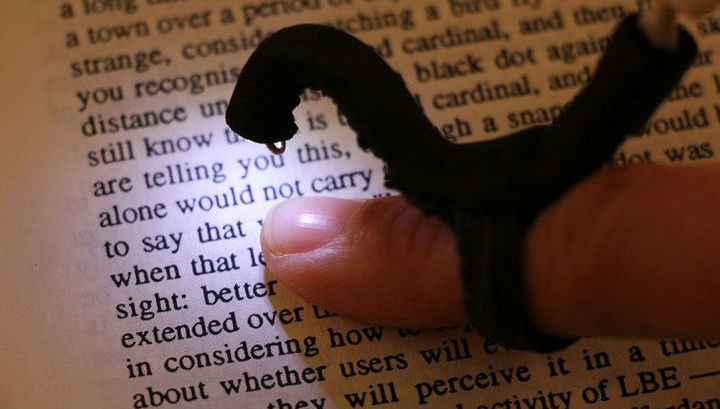 Camera-fingerstall allows the blind to read ordinary books